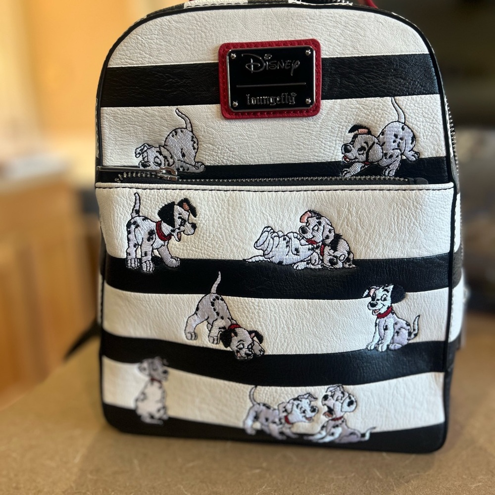 Loungefly Black and White Disney Dalmatian Backpack exclusive Disney